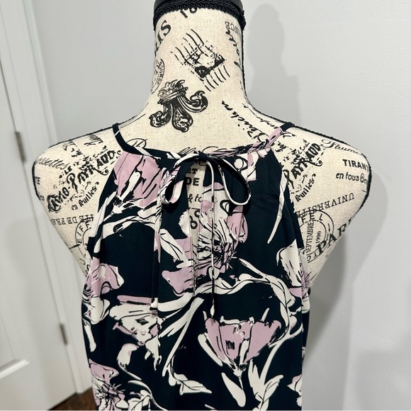 Banana Republic Floral Tank Blouse (Large) - Picture 5 of 7
